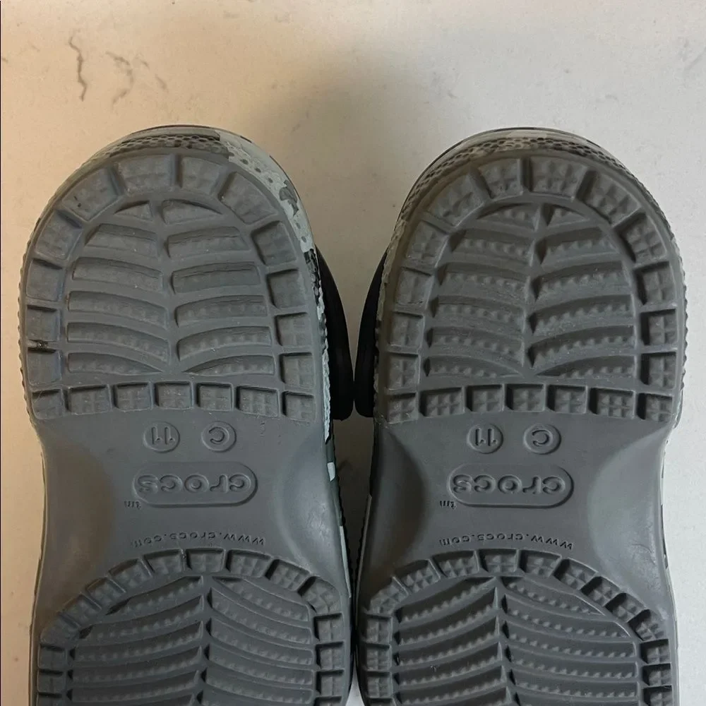 CROCS brand style